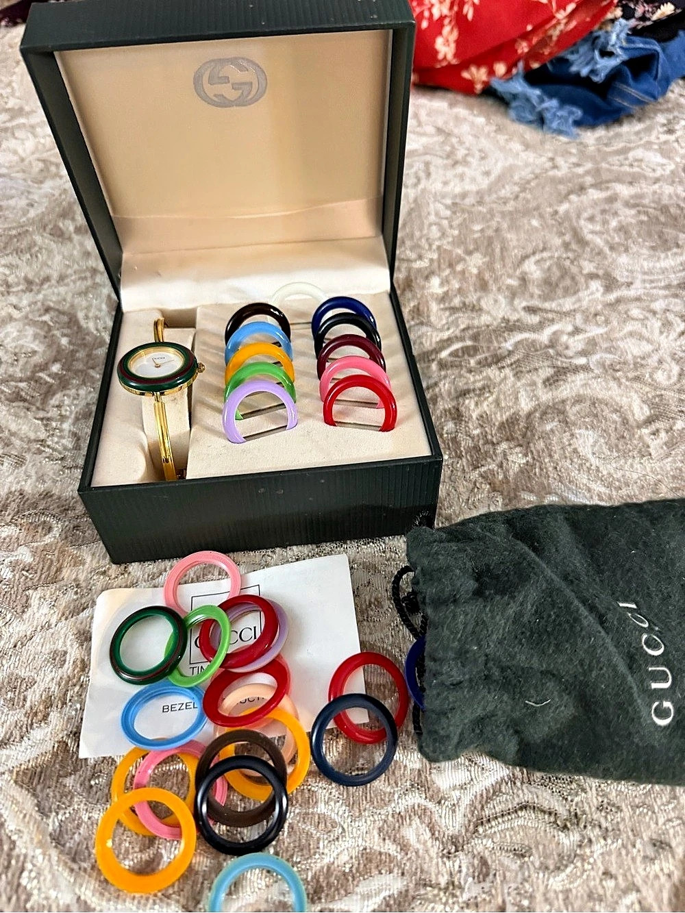 Gucci 11/12.2 Interchangeable Bezel Watch Set Green & Gold